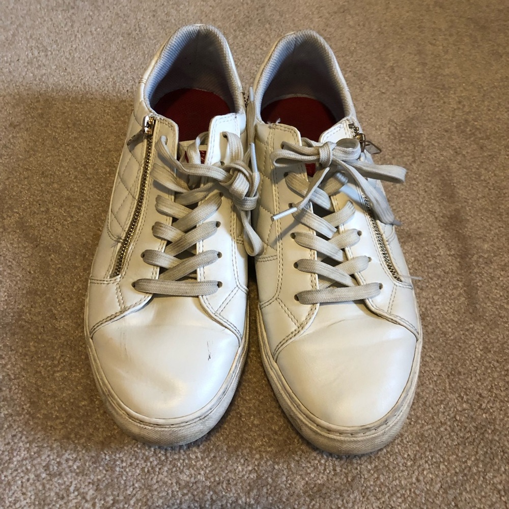 Guess White Running Shoes Sneakers Size 11